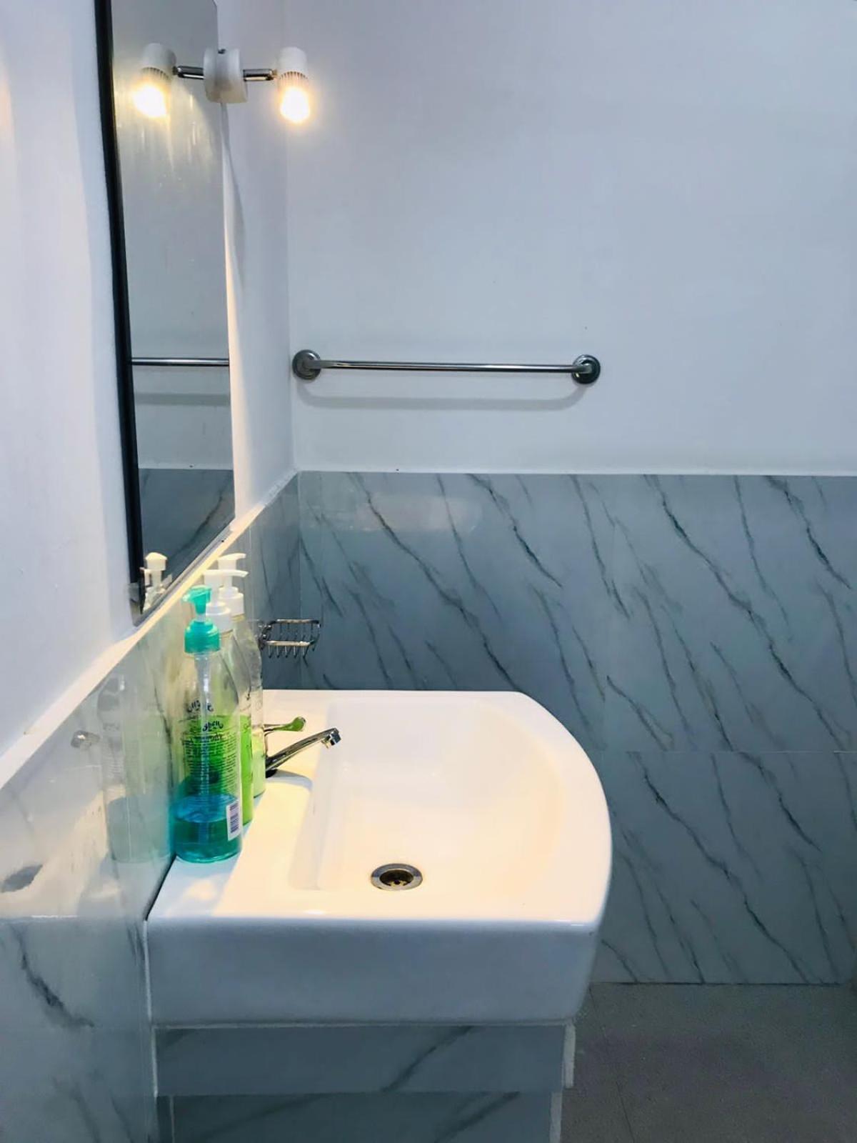 Kavee Transit Hotel カトゥナカヤ エクステリア 写真